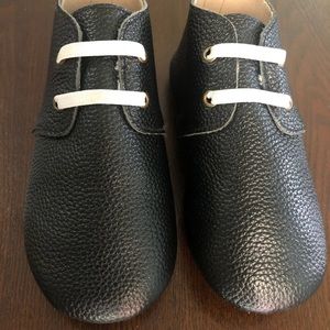 Monkey Feet Oxfords